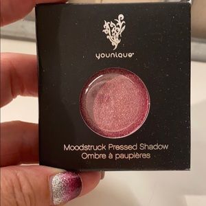 Younique Pressed Shadow Gifted